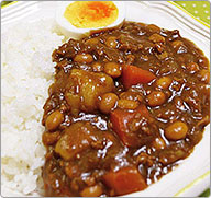 蒸し大豆カレー